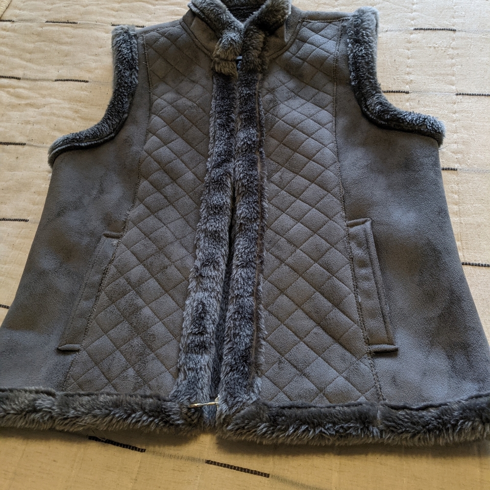 Jacklyn Smith vest style jacket